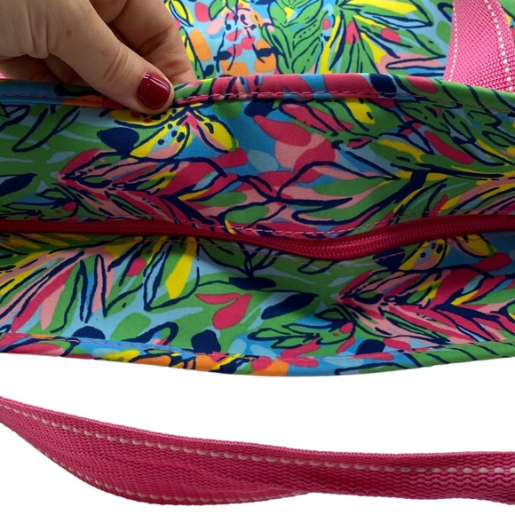 Lilly Pulitzer Beach Bag Large Insulated Tote Colorful Vibrant Shoulder Bag - Picture 8 of 15